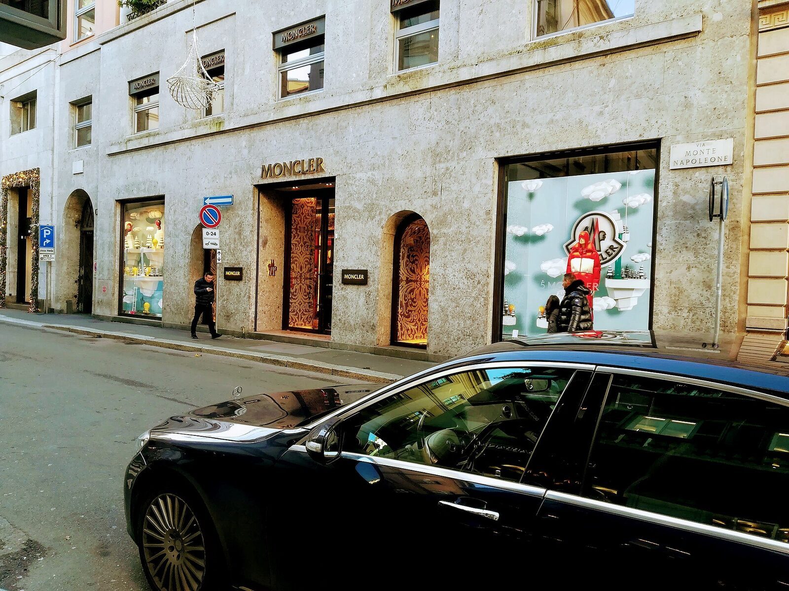 Fashion District
